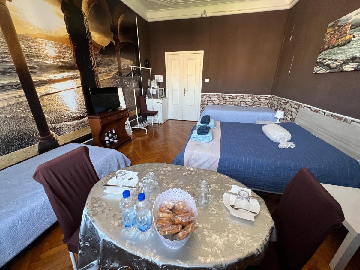 جنوة B&B Piazza Della Vittoria المظهر الخارجي الصورة